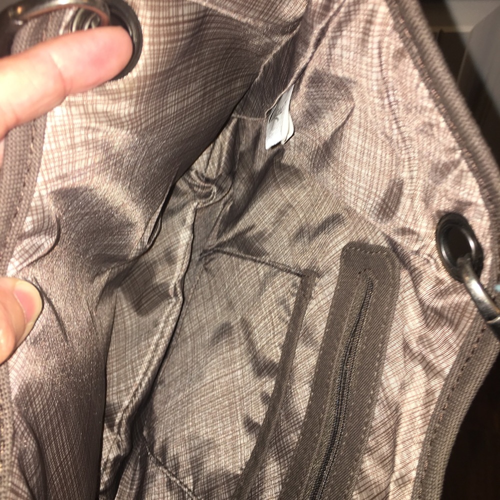 Thirty one purse. Never used. Great condition - Picture 3 of 3